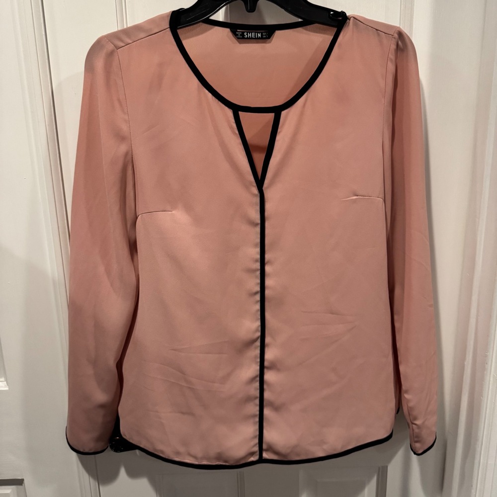 SHEIN Blush Pink Blouse with Black Trim – Size S‎